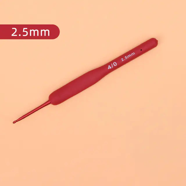 Red TPR Silicone Crochet Hooks with Aluminum Head Kit
