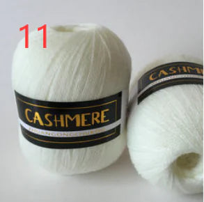 Cashmere-Like Soft Yarn in Bulky Acrylic Fiber